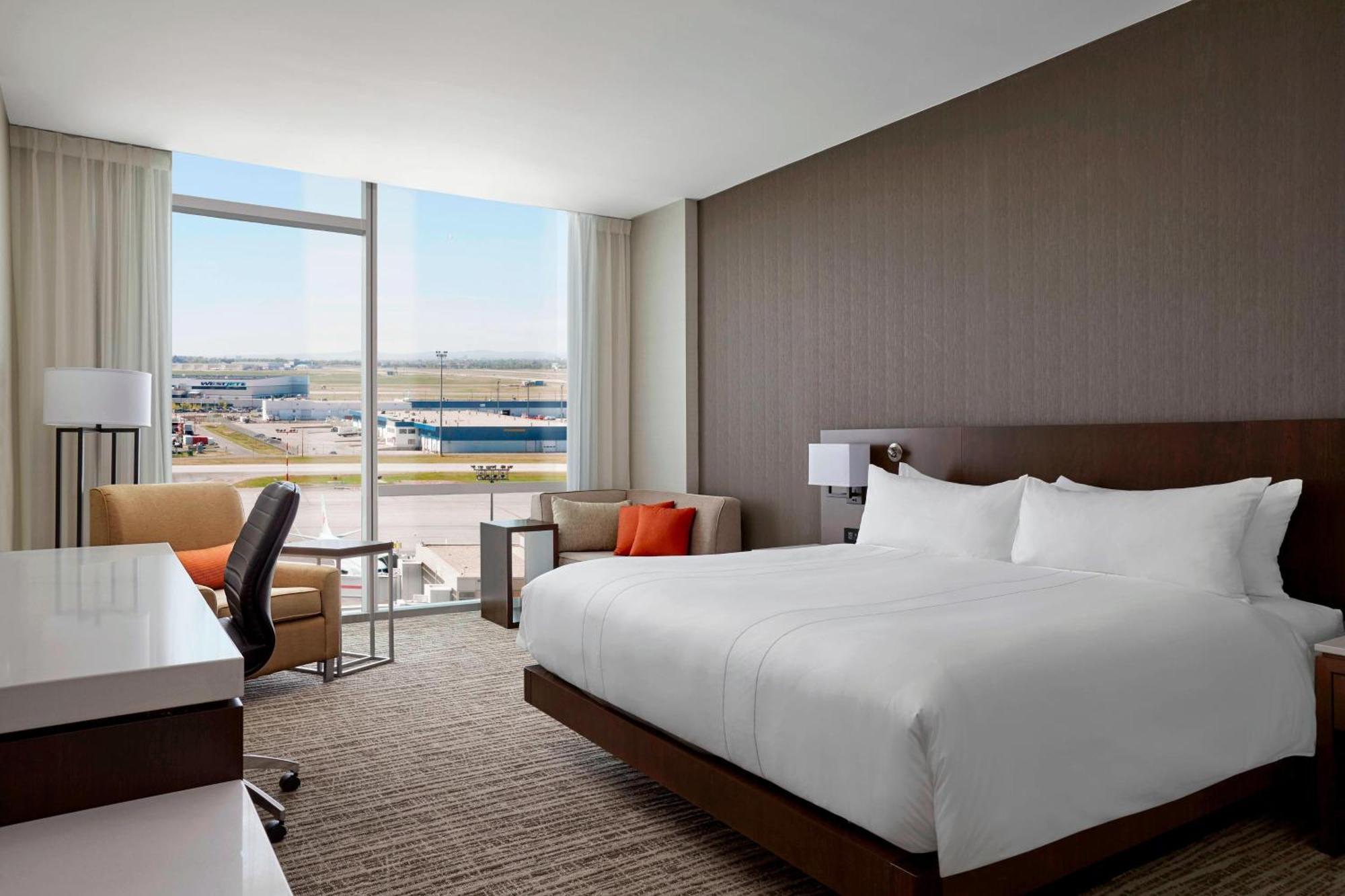 Calgary Airport Marriott In-Terminal Hotel Екстериор снимка